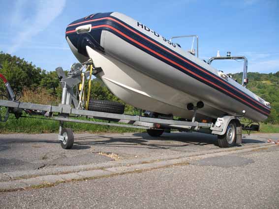 Motorbootvermietung lago maggiore